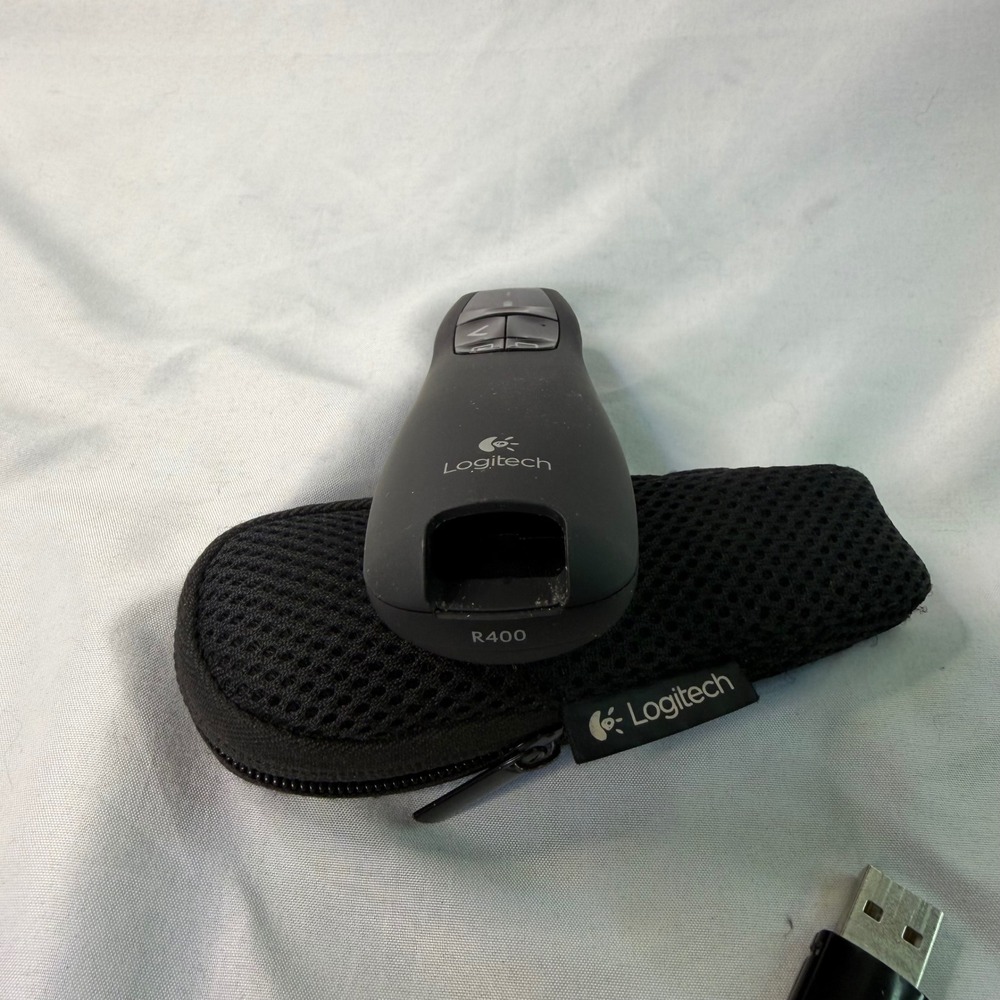 Logitech R400 Wireless Presenter Remote Red Laser Pointer with USB Receiver Case - Picture 4 of 4